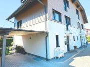 Moderne 6 Zimmer Doppelhaushälfte Garten und Carport