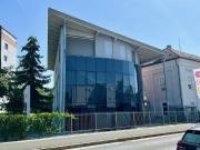 Moderne Bürofläche mit Parkplätze in zentraler Lage...