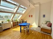 Moderne Dachgeschosswohnung in Berlin – Friedrichshain