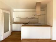 Moderne Dachgeschosswohnung inkl. Einbauküche, Loggia...