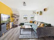 Moderne Dachgeschosswohnung mit Dachterrasse in Düren!