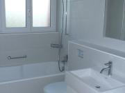 Moderne Dachwohnung in ruhigem Wohnquartier