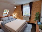 Moderne DHH mit perfekter Ausrichtung und idealer...