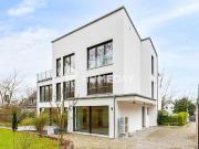 Moderne DHH mit separatem Garten und Dachterrasse in...