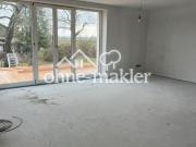 Moderne Doppelhaushälfte mit großem Garten &...