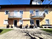 Moderne Doppelhaushälfte mit Keller, Dachgeschoss,...