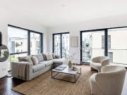 Moderne Eigentumswohnung mit sonnigem Balkon und Wasserblick