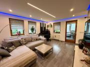 Moderne Erdgeschosswohnung mit Terrasse &...