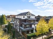 Moderne Etagenwohnung im Zentrum inkl. Carport
