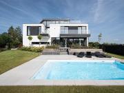 Moderne Familienvilla mit Blick Moderne Familienvilla mit Blick
