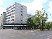 Moderne Fläche mittlerer Größe in zentraler Lage von...