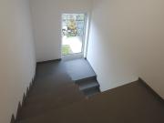 Moderne Gartenwohnung im Dreiparteienhaus in...