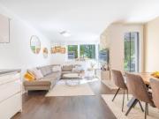 Moderne Gartenwohnung mit Terrasse – Wohnen im Grünen...