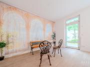 Moderne Geschäftseinheit im Erdgeschoss eines eleganten...