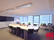 MODERNE GROSSZÜGIGE BÜROFLÄCHE IN ZENTRALER LAGE 1.OG