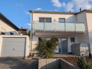 Moderne, helle Doppelhaushälfte mit 5,5 Zimmern, Balkon,...