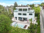 Moderne High End Villa in exklusiver Traumlage
