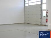 Moderne Lager Büro Kombination: 262 m2 Lagerhalle mit... Moderne Lager Büro Kombination: 262 m2 Lagerhalle mit...