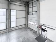 Moderne Lagerhalle im Wiener Norden