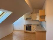 Moderne, lichtdurchflutete 1 Zimmer Dachgeschoss Wohnung...