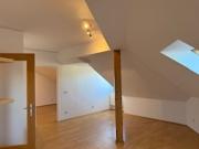 Moderne, lichtdurchflutete 1 Zimmer Dachgeschoss Wohnung...