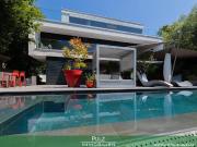 MODERNE, lichtdurchflutete DESIGNVILLA, in GRÜNRUHELAGE