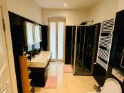 Moderne Maisonette Wohnung mit Balkon und hochwertiger...