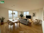 Moderne Maisonette Wohnung mit großem Balkon entlang...