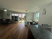 Moderne Maisonettewohnung mit großzügiger Terrasse und...