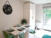 Moderne möblierte 2 Zimmer Wohnung – WG geeignet,...