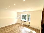 Moderne, nahezu kernsanierte 4 Zimmer Wohnung mit zwei...