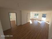 Moderne Neubau Erdgeschosswohnung mit Garten