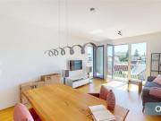 | Moderne Ruheoase im 21. Bezirk – 2 Zimmer mit Balkon &...