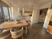 Moderne, sonnige Balkonwohnung mit Garten, Keller & TG