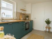 Moderne Traumwohnung mit EBK, Südbalkon und TG Stellplatz!