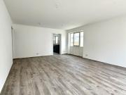 Moderne Traumwohnung mit EBK, Südbalkon und TG Stellplatz!