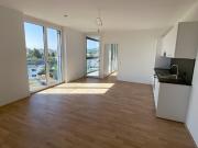 moderne, unbefristete 2 Zi Wohnung mit Loggia