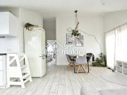 Moderne und helle 3,5 Zimmer Wohnung | Balkon & Garage |...