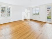 Moderne und helle 3 Zimmer Wohnung am Löwenkreisel mit...