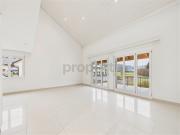 Moderne und helle 4.5 Zimmer Maisonette, in Teufenthal