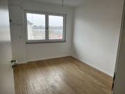 Moderne und neue 3 Zimmer Wohnung, Gäste WC, EBK,...