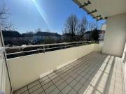moderne und renovierte Balkonwohnung mit Tageslichtbad