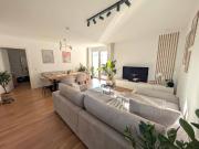 Moderne und ruhige 3 Zimmer Wohnung mit Balkon in Mühlau