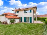 Moderne Villa mit 5 Schlafzimmern und Seeblick