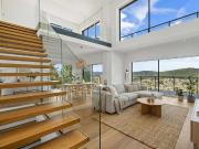 Moderne Villa mit beeindruckendem Fernblick auf den...