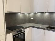 MODERNE WOHNUNG IN EINER WOHLFÜHLREGION