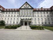 MODERNE WOHNUNG IN HISTORISCHEM GEBÄUDE 2 ZIMMER MIT...