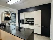 MODERNE WOHNUNG IN RUHIGER ZENTRUMSLAGE MIT...