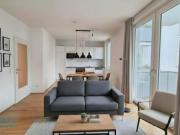 MODERNE WOHNUNG MIT BALKON