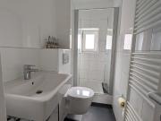 Moderne Wohnung mit EBK und Balkon